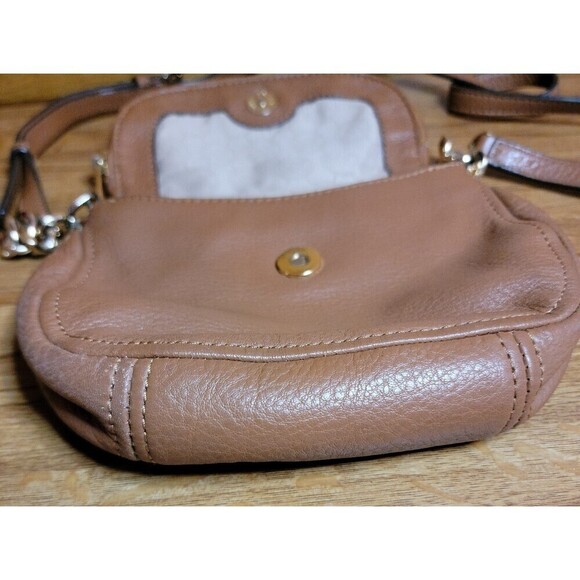 MICHAEL MICHAEL KORS Bedford Tan Leather Flap Crossbody - Picture 6 of 9